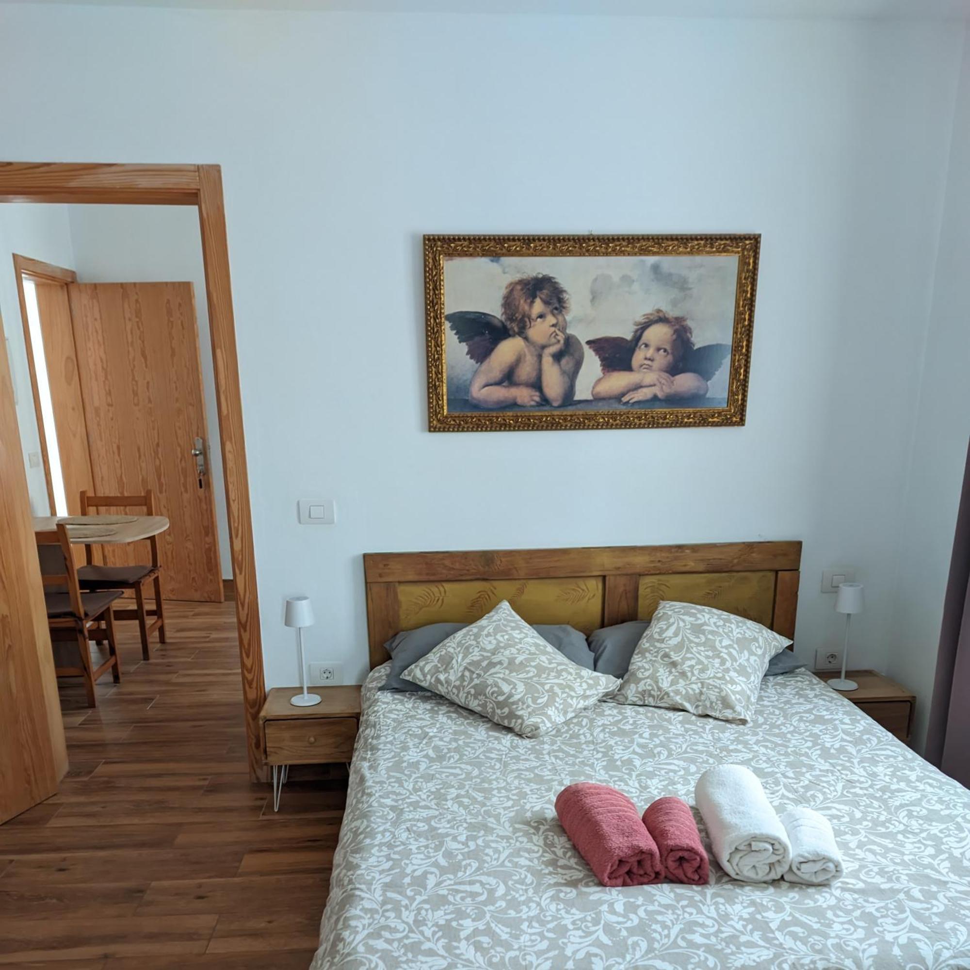 Casa Roberta Apartment Арона Екстериор снимка